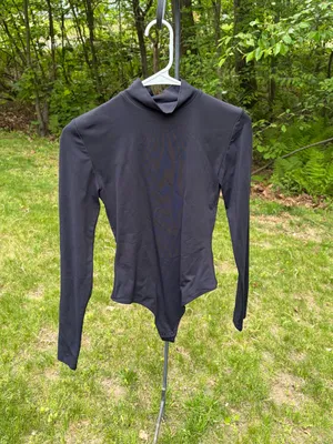 Aritzia Babaton Mock Neck Bodysuit Size Small thumbnail 2