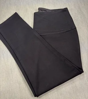 Jones New York (JNY) Black Crop Leggings / Pants - Size Large thumbnail 1