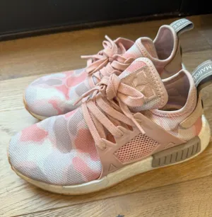 Adidas Pink camo NMDS thumbnail 1