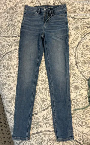 American Eagle Outfitters Skinnies thumbnail 1