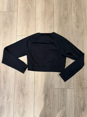 Alphalete Seamless Long Sleeve Crop Top thumbnail 4