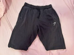 Men’s Gymshark Joggers Black thumbnail 1