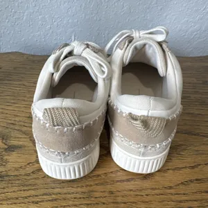 Dolce Vita Women's Fashion Sneakers Size 7.5 Cream Brown Lace Up Soft Casual thumbnail 5