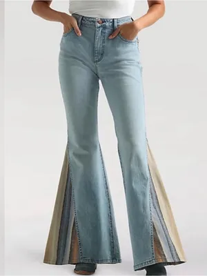 Wrangler X Pendelton Women's Trumpet Flare Jean in Light Wash Denim Size 32 Rare thumbnail 1