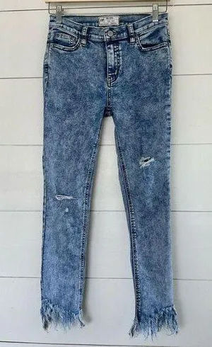 Free People Women’s 26 Distressed Raw Hem Jeans thumbnail 1