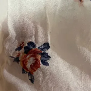 Abercrombie & Fitch Floral Lace Cami Tank Top thumbnail 2