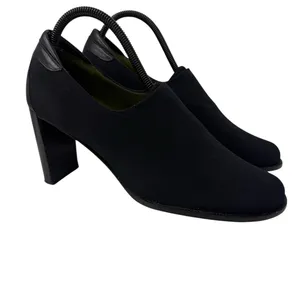 Donald J Pliner Black Stretch Crepe Block Heel Shootie Pumps size 9 thumbnail 2