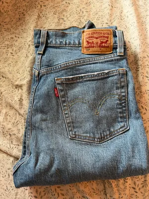 Levi’s Jeans 501 Button Fly Straight Leg thumbnail 2