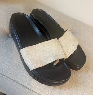 Donald J. Pliner Fiji Black Platform Slide Mules with Beige Fabric Strap 7.5 thumbnail 1