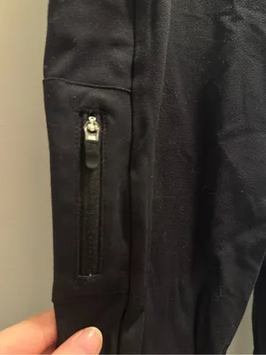 Gymshark Black High-Waist Leggings with Side Pockets thumbnail 2