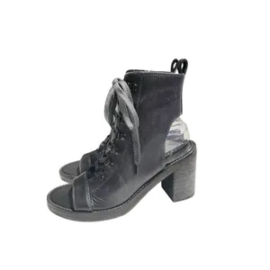 Free People City Of Lights EU 39 US 9 Booties Lace Up Ankle Boots NEW Dark Blue thumbnail 4
