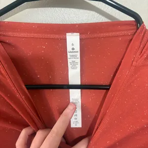 Lululemon Unwind Your Mind Dress in Brick Rose Size Women’s 6 - Small thumbnail 5