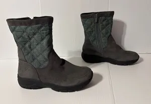 Land’s End #444681 winter upper-suede snow boots women size 8 B thumbnail 1