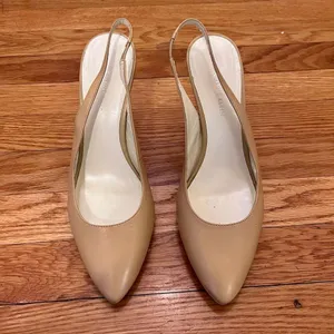 Anne Klein AKNARA Beige Leather Pointed Toe Slingback Kitten Heels Size 8.5M thumbnail 2