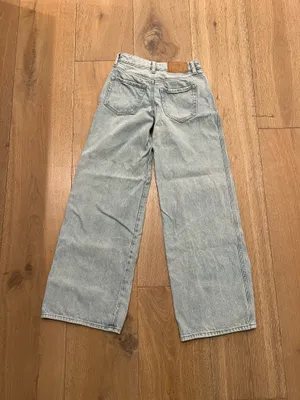 PacSun Low-Rise Jeans Baggy thumbnail 2