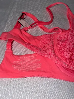 Body By Victoria's Secret Bra thumbnail 4
