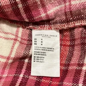 American Eagle Outfitters Pink Plaid Crop Flannel Shirt thumbnail 9