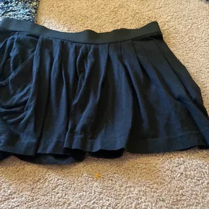 ‎Juicy couture small skirt thumbnail 3