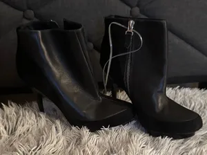 Badgley Mischka Leather and Ponyhair boots thumbnail 1