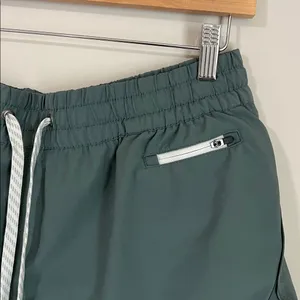 Vuori Clementine Athletic Running Shorts size large 2 inch thumbnail 2