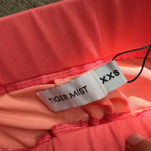 NWT Tiger mist esme skort in peach‎ size XXS thumbnail 7
