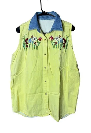 Women’s Yellow Embroidered Flower Sleeveless button‎ front shirt thumbnail 1
