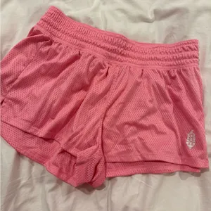 Free People Pink Imtimately Womens Mesh Gym Workout Shorts size S thumbnail 1