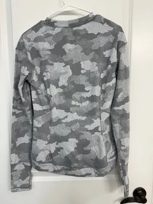 Lululemon Close to Crossing Rulu Camo Long Sleeve Running Top Size 8 thumbnail 6