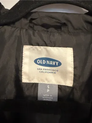 Old‎ Navy Women’s Quilted Sleeveless Vest - Black thumbnail 2