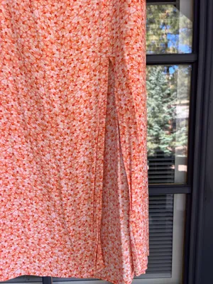 H&M midi orange floral skirt thumbnail 3