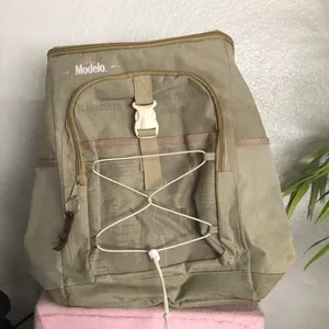 Modelo 40-Can Backpack Cooler Insulated Beige NEW no tags. Measurement in pics thumbnail 1