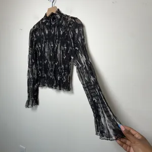 Free‎ People Women Whimsigoth Nylon Mesh Top Large Black Abstract Smocked Party thumbnail 5