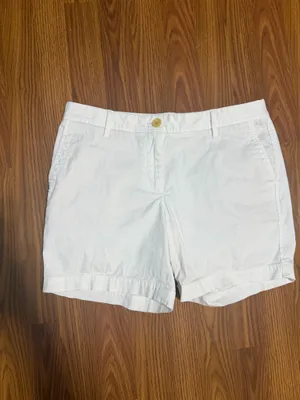 Talbot’s Relaxed Chino Shorts White Minimalist Capsule Costal Size 6P. thumbnail 2