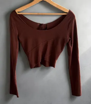 Sadie & Sage Brown Ribbed Long Sleeve‎ Crop Top Small thumbnail 1