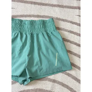 Asics Women's Kelly Green Athletic Running Activewear Shorts Size Small thumbnail 3