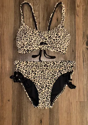 Cheetah high waisted bikini thumbnail 1