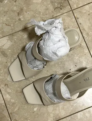 ZARA Cutest  Mule thumbnail 2