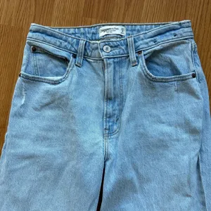 Abercrombie High Rise 90s Relaxed Jean Curve Love Size 27 Long thumbnail 3