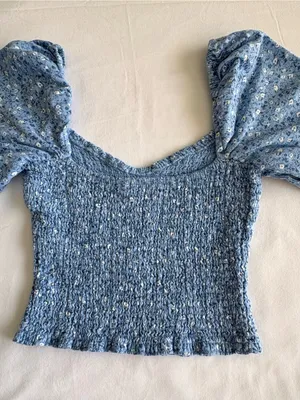 Abercrombie & Fitch Floral Smocked Puff Sleeve Top Size S thumbnail 4