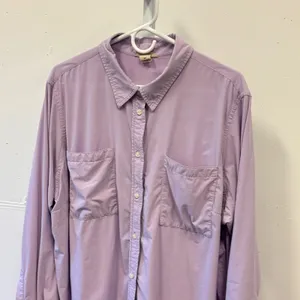 Duluth Trading Co Women's 2X Lavender Button Down Long Sleeve Pocket Shirt thumbnail 3
