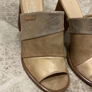 Henry Ferrera Champagne Sandals Size 7 thumbnail 12