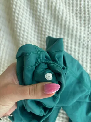 Lululemon Athletica Wunder Train High-Rise Shorts Kelly Green size 6 thumbnail 6
