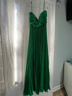 ML Monique Lhuillier Hammered Satin Charmeuse Pleated Gown thumbnail 2