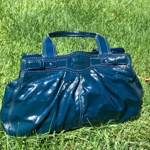 Nice COACH bag - RARE color 🌹🌹 thumbnail 2