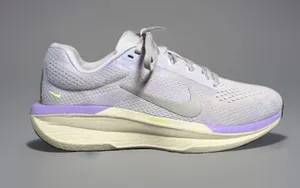 Nike Air Winflo 11 Women's White/Lilac Bloom Running Shoes FJ9510-500 Sized 8M thumbnail 1