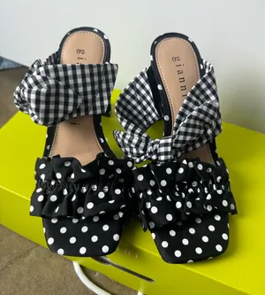 Gianni Bini Heels thumbnail 1