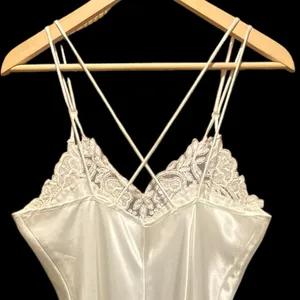 Lord‎ & Taylor Vintage Ivory Lace and Pearls Double Strap Nightgown Size Large thumbnail 13