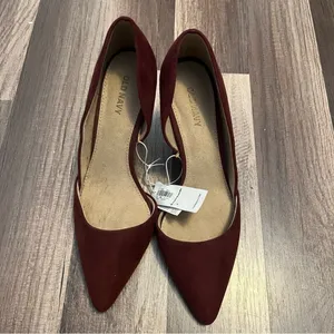 Wine velvet suede pointed stiletto pumps size 7 NWT thumbnail 2