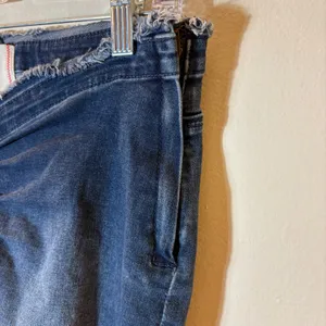 BDG Urban Outfitters Ruched Dipped V Flare Jeans Size 30 Dark Wash Blue thumbnail 6