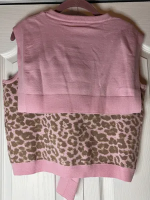 entro Pink and Brown Leopard Knit with Attached Tie Boutique Sweater Vest thumbnail 5